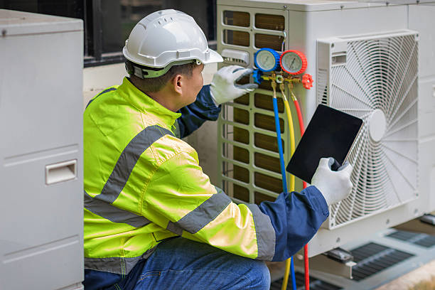 Professional Hvac technician working in Columbus, NC